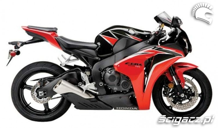 Honda CBR1000 10  6